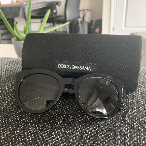 D&G Sunglasses - Picture 2 of 3